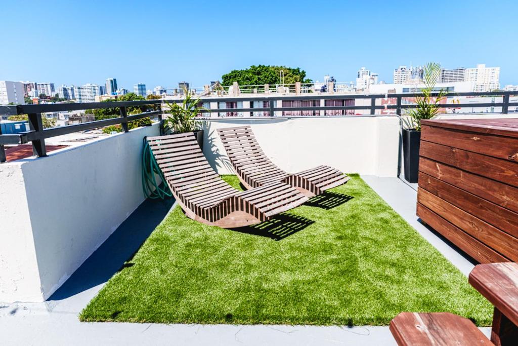 Sunny Escape Pool Apartment San Juan Exterior photo